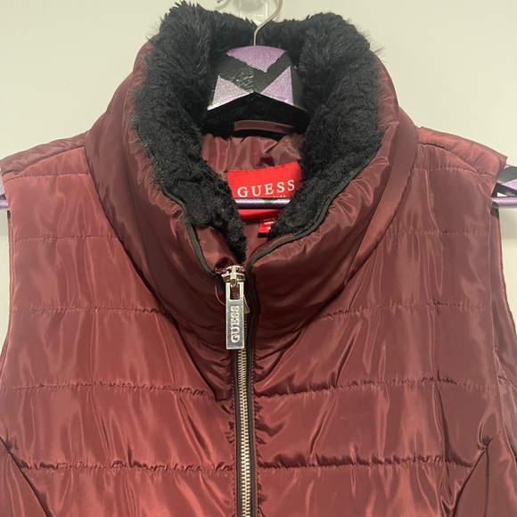 Guess Women's Front Runner Faux Fur Puffer Vest Size Medium - Picture 8 of 11